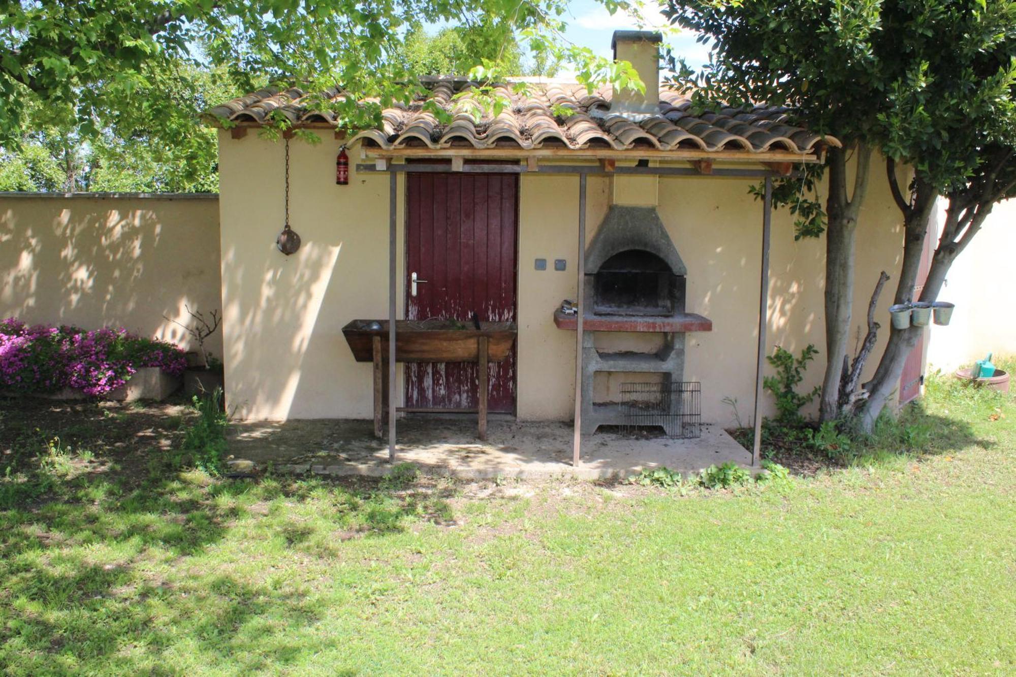 Mas La Gentille ,,, A La Campagne , Beautiful Outdoor , Swimming Pool , Pool House , Nice Green Garden , Bbq ,,, Only For You , Pour Passer Un Sejour Inoubliable Pernes-les-Fontaines Εξωτερικό φωτογραφία