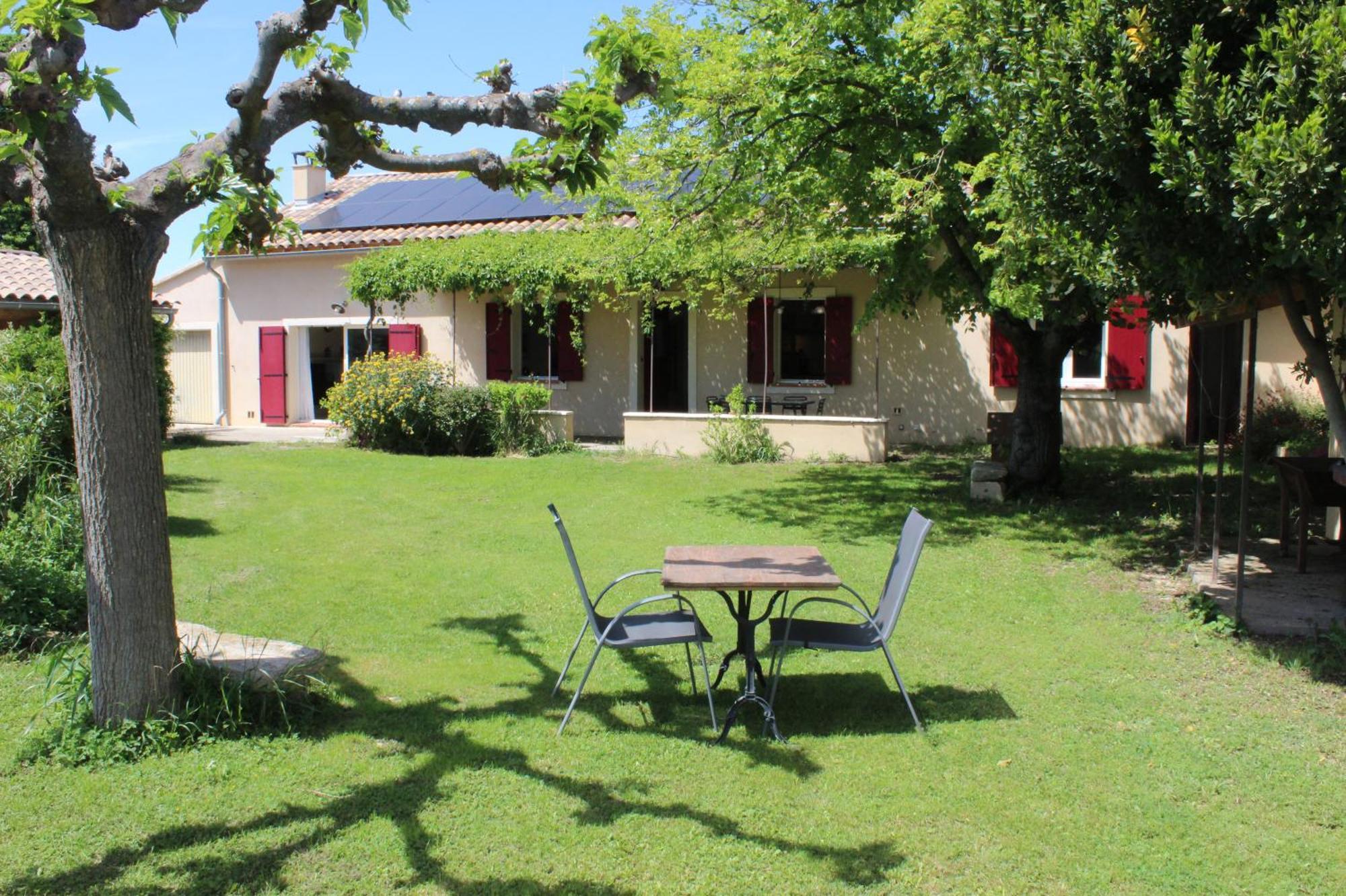 Mas La Gentille ,,, A La Campagne , Beautiful Outdoor , Swimming Pool , Pool House , Nice Green Garden , Bbq ,,, Only For You , Pour Passer Un Sejour Inoubliable Pernes-les-Fontaines Εξωτερικό φωτογραφία