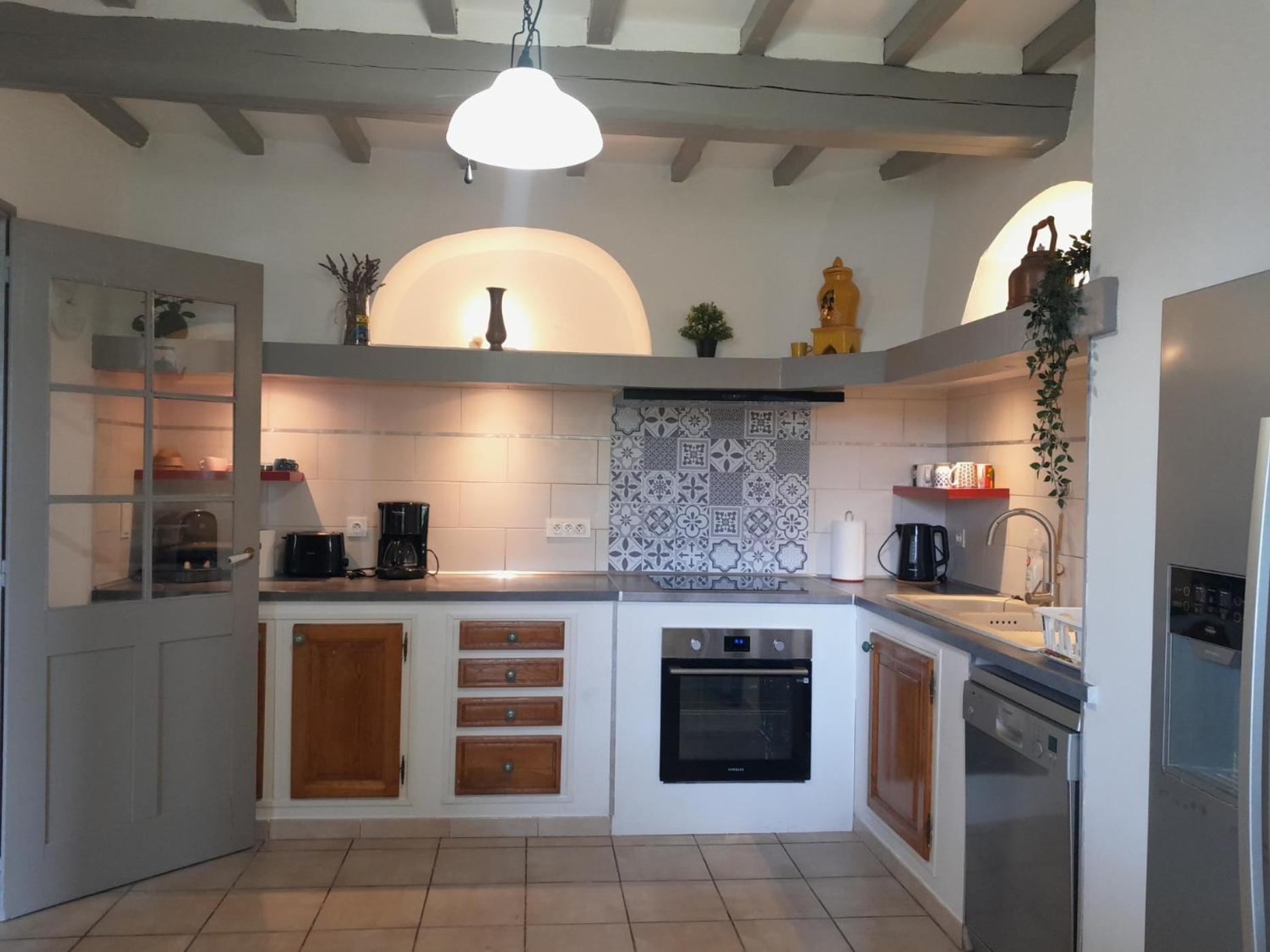 Mas La Gentille ,,, A La Campagne , Beautiful Outdoor , Swimming Pool , Pool House , Nice Green Garden , Bbq ,,, Only For You , Pour Passer Un Sejour Inoubliable Pernes-les-Fontaines Εξωτερικό φωτογραφία